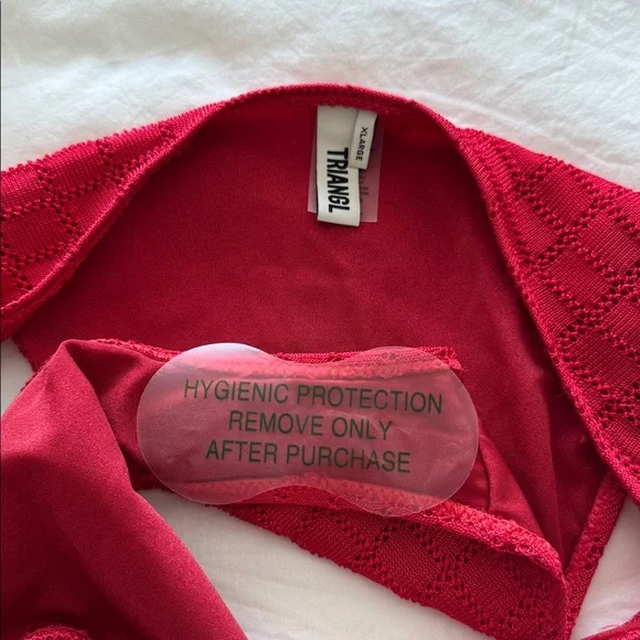 Triangl Pasha Maia red size XL BNWT - Picture 2 of 6